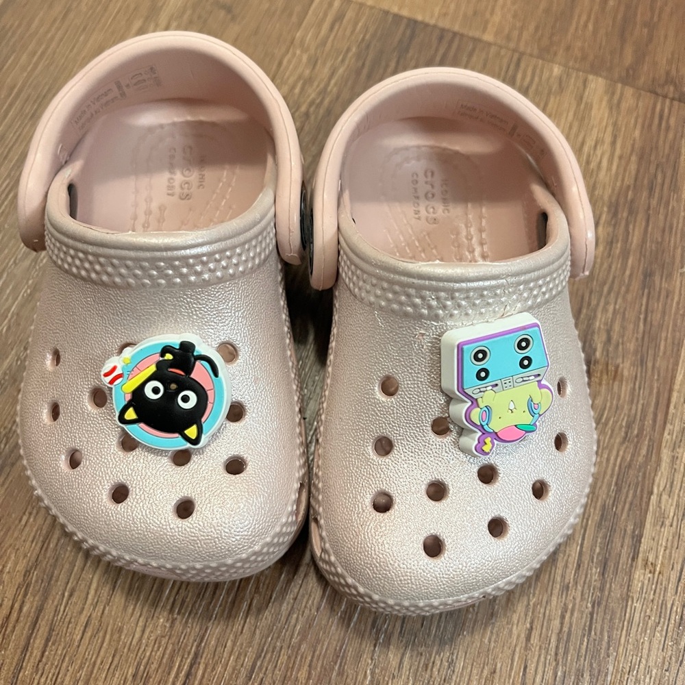 Crocs Kids size C4 with Fun Charms
